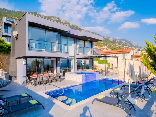  gece  -  Kasım
  | Kalkan Kızıltaş'ta Deniz Manzaralı, Jakuzili Lüks 10 Kişilik Villa